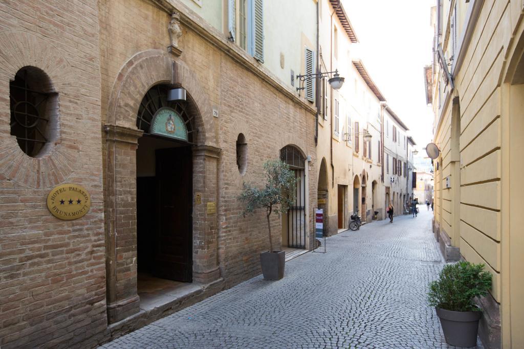 Hotel Palazzo Brunamonti Bevagna Eksteriør billede